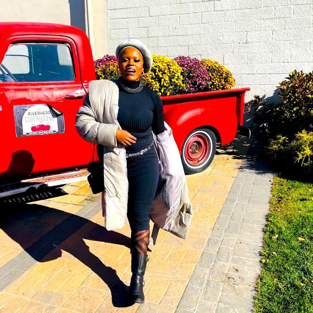 Meet your Posher, Mechelle